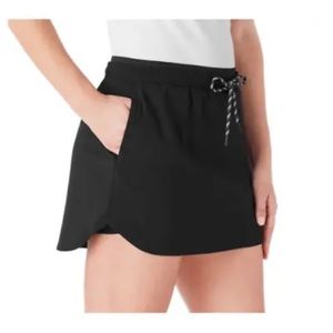 NWT Black Member’s Mark XXL Woven Trek Skort